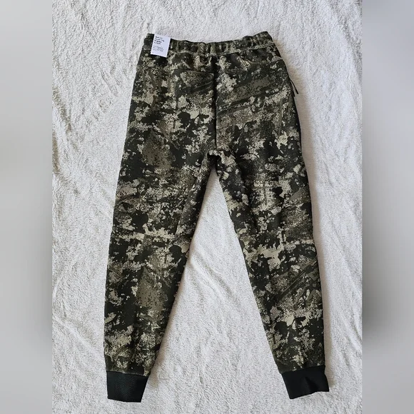 Nike Men's Tech Fleece Jogger Sweatpants Camo Green Size M NWT - Picture 3 of 5